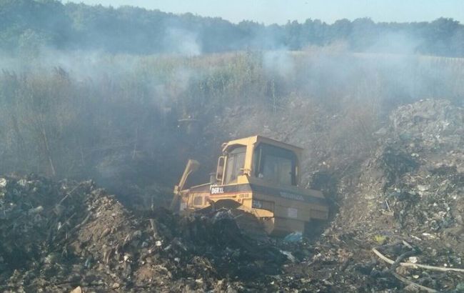 Прокуратура открыла уголовное дело по факту пожара на свалке под Киевом
