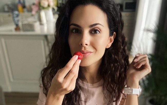 Іноді балую себе: Настя Каменських поділилася рецептами корисних літніх солодощів