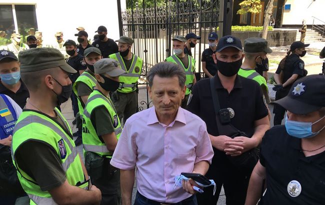 Полиция разгоняет шахтеров из-под Офиса президента, есть пострадавшие, - Волынец