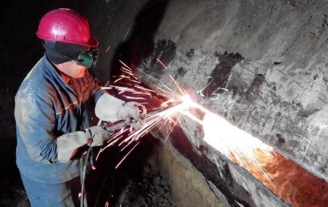 В Донецкой области отремонтировали поврежденный трубопровод