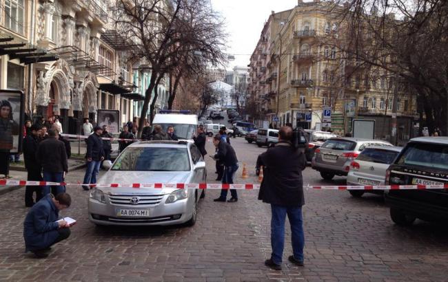Арестованы трое подозреваемых в стрельбе в центре Киева