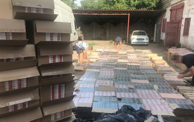 СБУ разоблачило табачную контрабанду из оккупированного Донбасса на 3 млн гривен