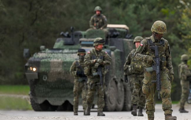 Польша разворачивает 40 тысяч военных на границах с Беларусью и Россией