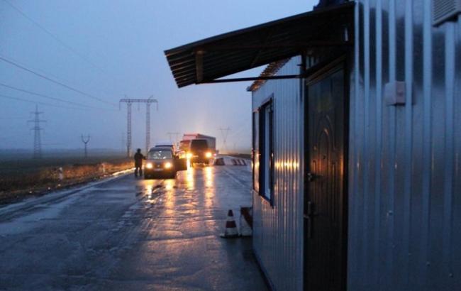 Боевики снова обстреляли контрольный пост "Марьинка"