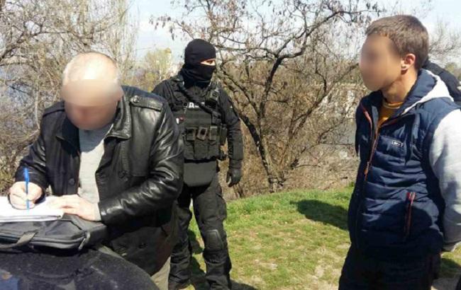 В Днепропетровской области задержаны полицейские, уличенные в разбое