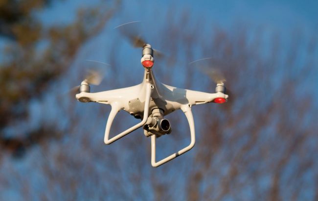 Китайский производитель дронов DJI приостановит бизнес в России и Украине