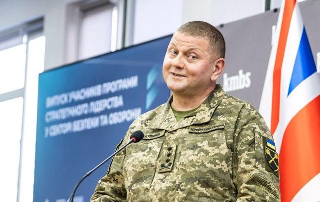 Потрібні снаряди, F-16 та терпіння. Інтерв'ю Залужного про контрнаступ для WP