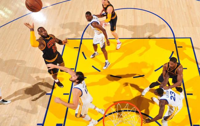 "Клівленд" обіграв "Голден Стейт" і зрівняв рахунок у фіналі НБА