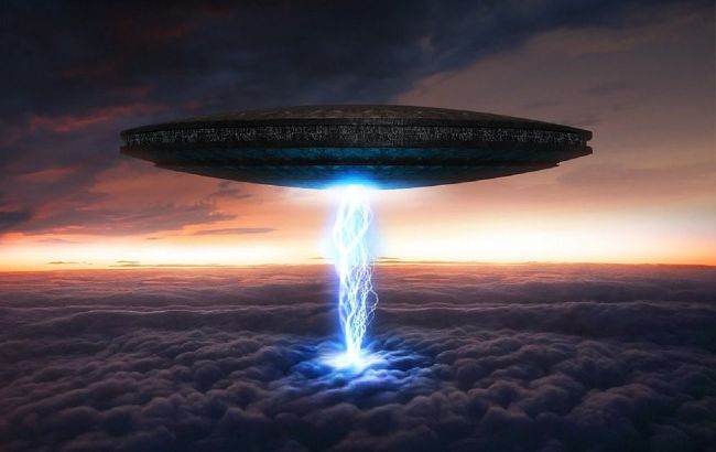 Воровал сено и увидел НЛО: сюжет о Яблунивке "порвал" сеть