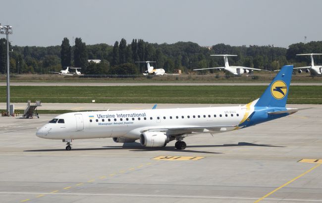 МАУ отложила возобновление полетов в Баку и отменила рейс в Ереван