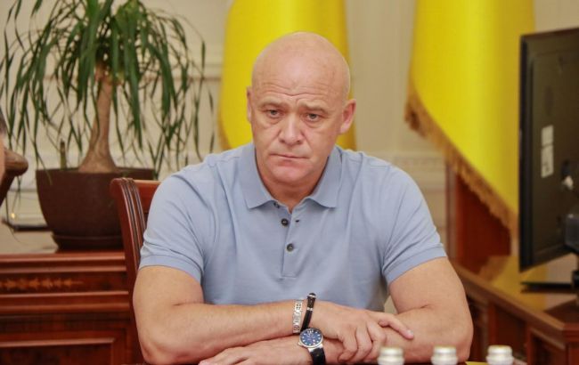 Труханов: Delfi должен быть убран с побережья в максимально короткие сроки