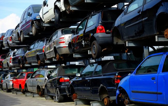 Утилізація авто в Україні: як провернути процес без документів