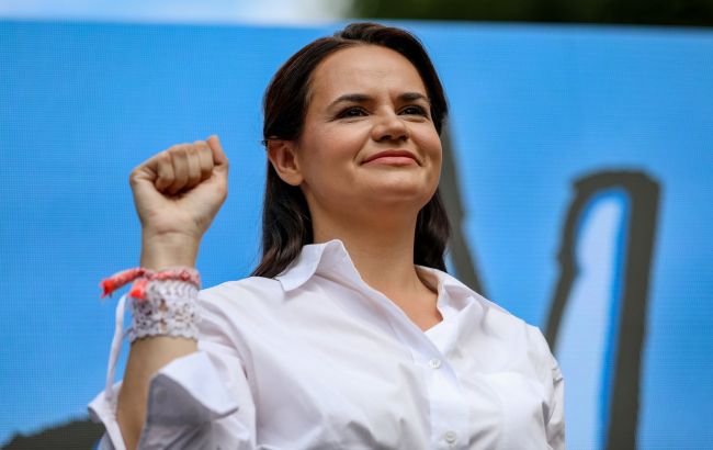 Тихановская обеспокоена намерением Путина отправить силовиков в Беларусь