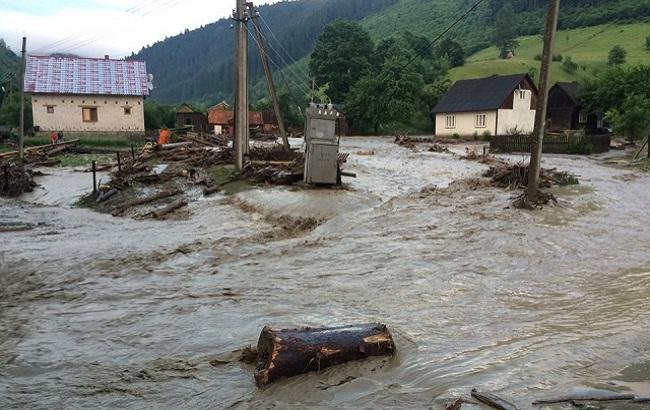 На Закарпатье подтоплены прибрежные полосы и 33 домохозяйства