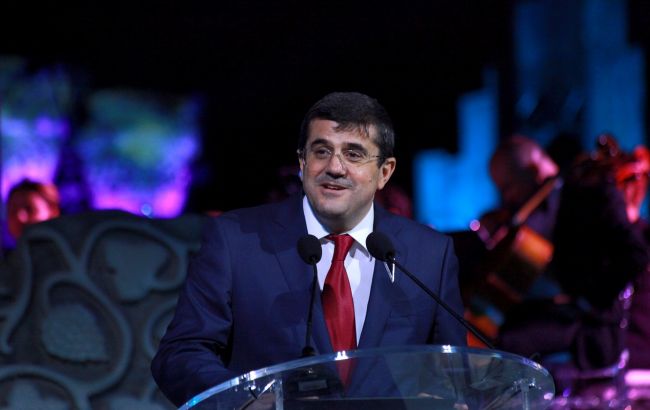 В Карабахе объявили военное положение из-за обострения на фронте