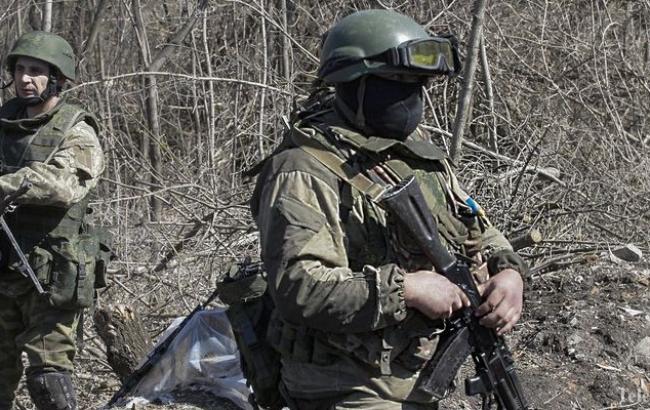 Боевики продолжают атаковать Марьинку: ранена женщина, - МВД