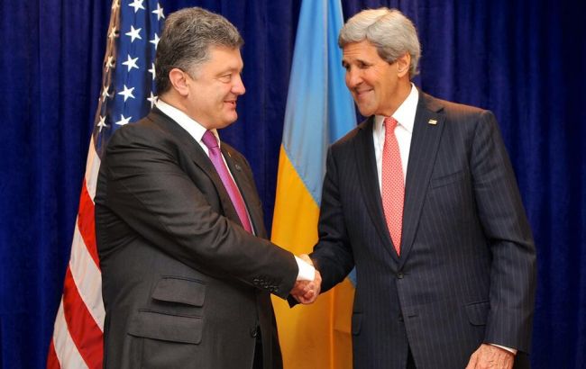 Порошенко и Керри обсудили пути деоккупации Крыма
