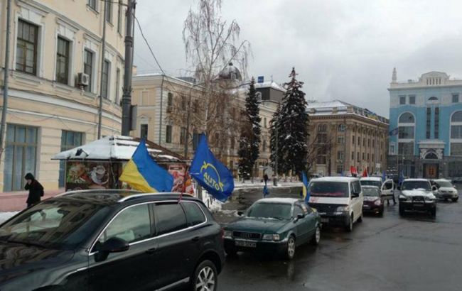 "Автомайдан" выехал на акцию за отставку Авакова