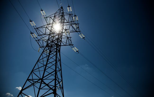 Луганская область осталась без света. Оккупанты повредили линию электропередачи