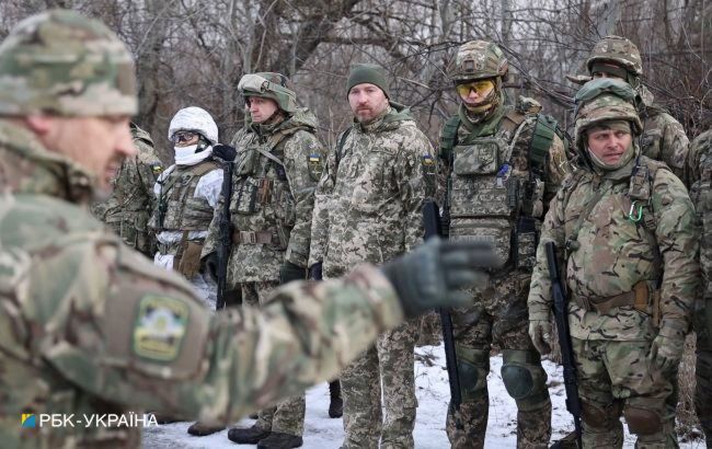 В Николаеве обнаружили несколько ДРГ, жителей просят оставаться дома