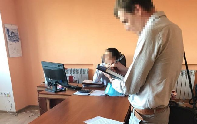 В Киеве и Виннице проходят обыски в помещениях "Укрзализныци"