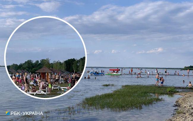 Аншлаг і затори. Як почався туристичний сезон на Шацьких озерах цього року