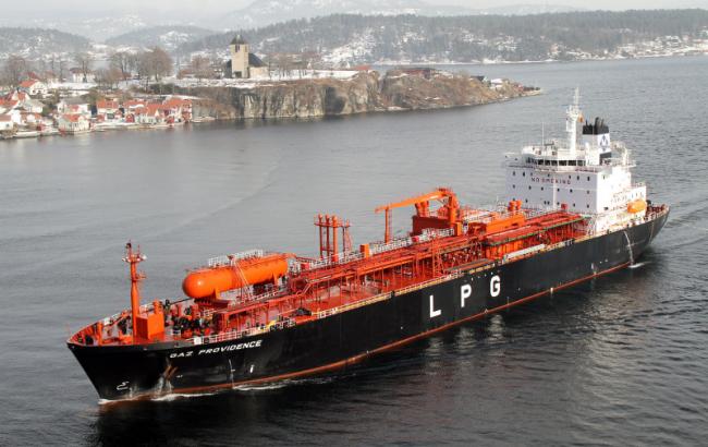 Нигерийские пираты освободили трех захваченных украинских моряков, - МИД