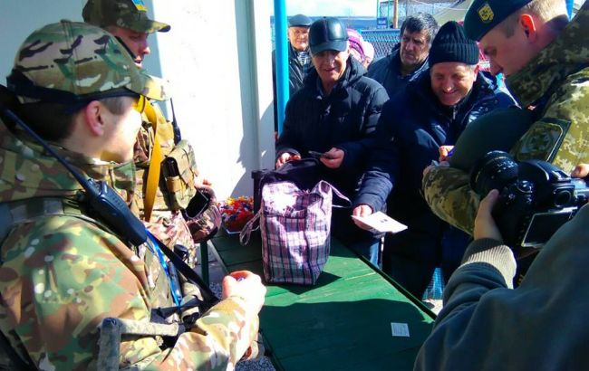 ОБСЕ призывает стороны конфликта на Донбассе обеспечить работу КПП "Золотое"