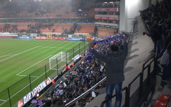 Полиция будет задерживать безбилетных болельщиков матча "Андерлехт" - МЮ