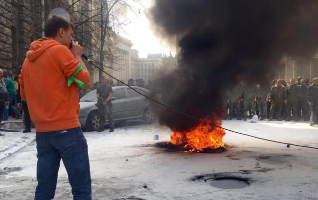 В Нацгвардії прокоментували зіткнення біля будівлі АПУ