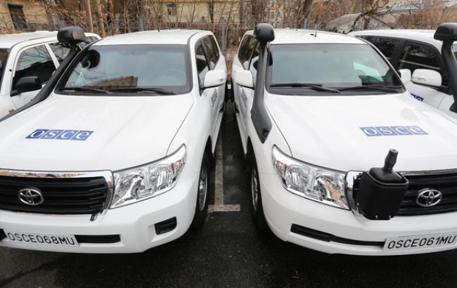 Вибух автомобіля ОБСЄ на Донбасі: кількість постраждалих зросла до 2 осіб