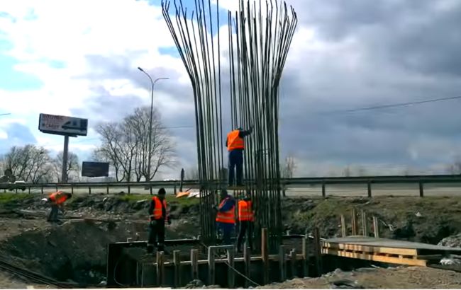 "Укравтодор" начал строить три развязки на трассах под Киевом