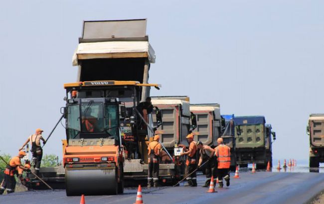 Ремонт траси Харків-Гороховатка за програмою президента завершиться наприкінці літа