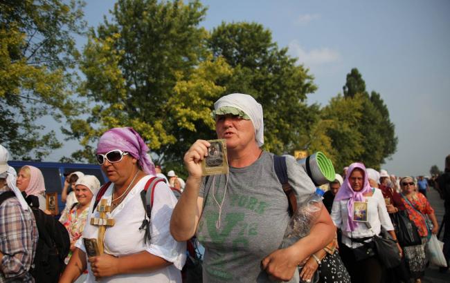 Крестный ход подошел к Киеву: фото