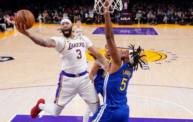 НБА: "Лейкерс" вдруге здолали "Голден Стейт", "Маямі" повів у серії проти "Нью-Йорка"