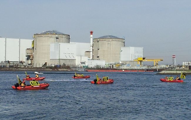 Во Франции из-за жары остановили реактор АЭС