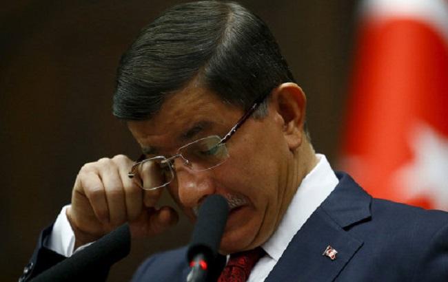 Давутоглу покинул пост премьера Турции, его заменил Йылдырым