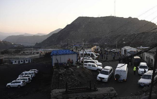 У Китаї на шахті стався вибух, загинули 18 гірників