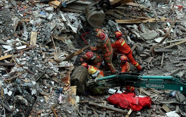 У Китаї в результаті обвалу будинків загинули 10 осіб