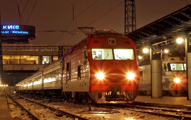 Убытки "Укрзализныци" от перевозки пассажиров в І кв. составили 2,4 млрд грн