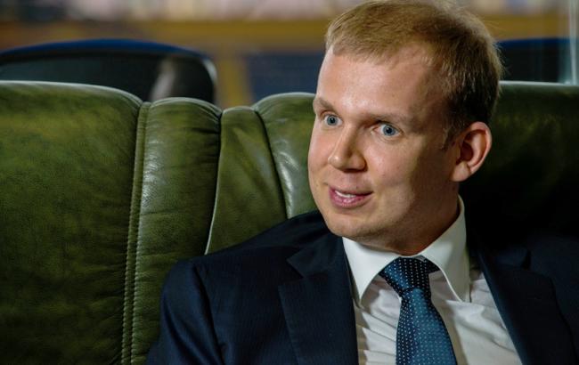 Одного из экс-замглавы Донецкой ОГА подозревают в причастности к преступным схемам Курченко