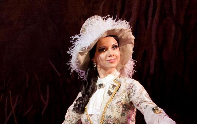 Украинская балерина защищает родную страну с оружием в руках: история и фото красавицы