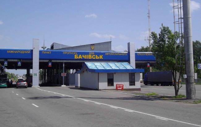 В Сумской области пограничники обнаружили монету начала ХVIII века