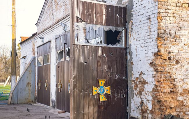 Росіяни атакували будівлю пожежно-рятувального підрозділу в Сумській області