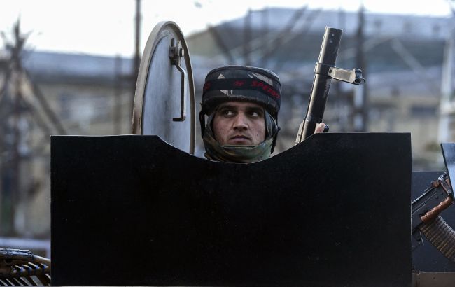 Індія закрила десятки аеропортів через напругу з Пакистаном, - Reuters