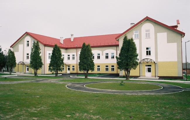 Польша ожидает от Украины выяснения обстоятельств поджога школы в Львовской области