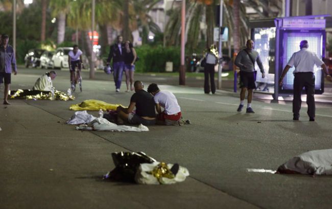 В грузовике террориста в Ницце нашли второе удостоверение личности