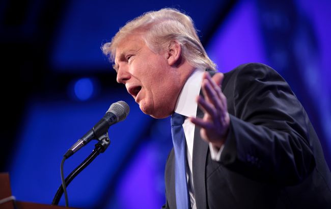 Трамп стверджує, що платив "мільйони доларів" податків