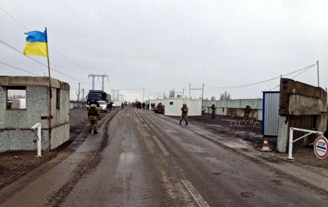 Боевики обстреляли дорожные коридоры в КПВВ "Майорск"