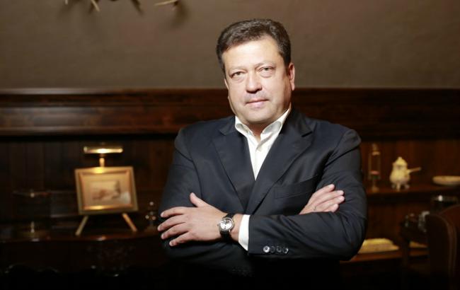 Экс-глава "Киевстара" стал владельцем мобильного оператора Giraffe